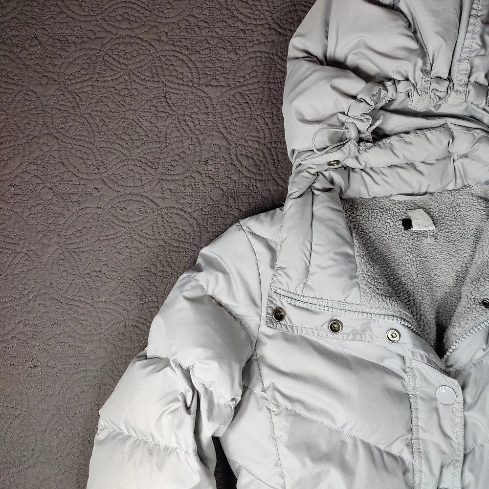 J. Crew Women's Chateau Puffer Quilted Full Zip  Hooded Jacket Size XS Outdoor